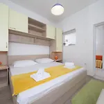 11486a * Tučepi